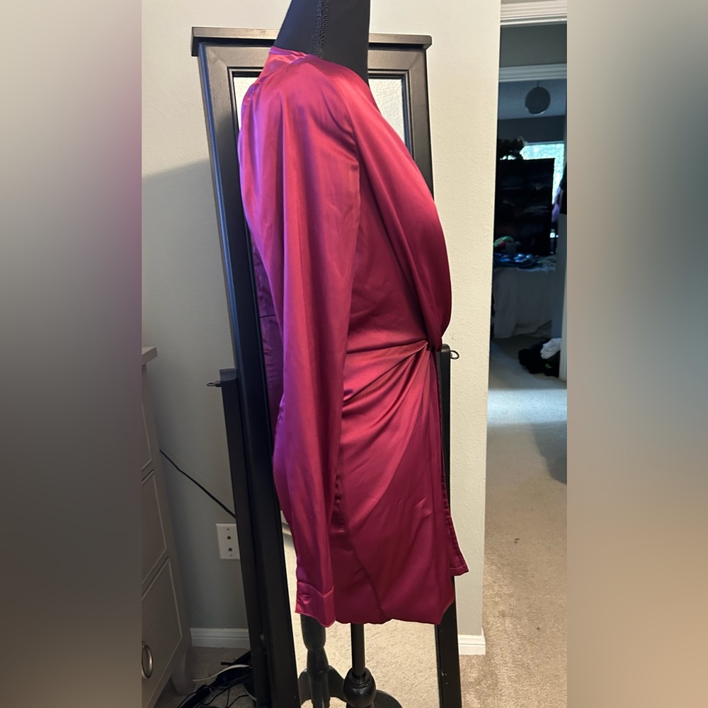 FASHION NOVA WRAP DRESS - Picture 2 of 8